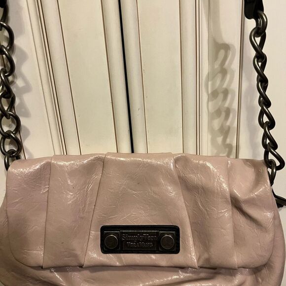 Simply Vera Vera Wang Crossbody Bag - Picture 2 of 10
